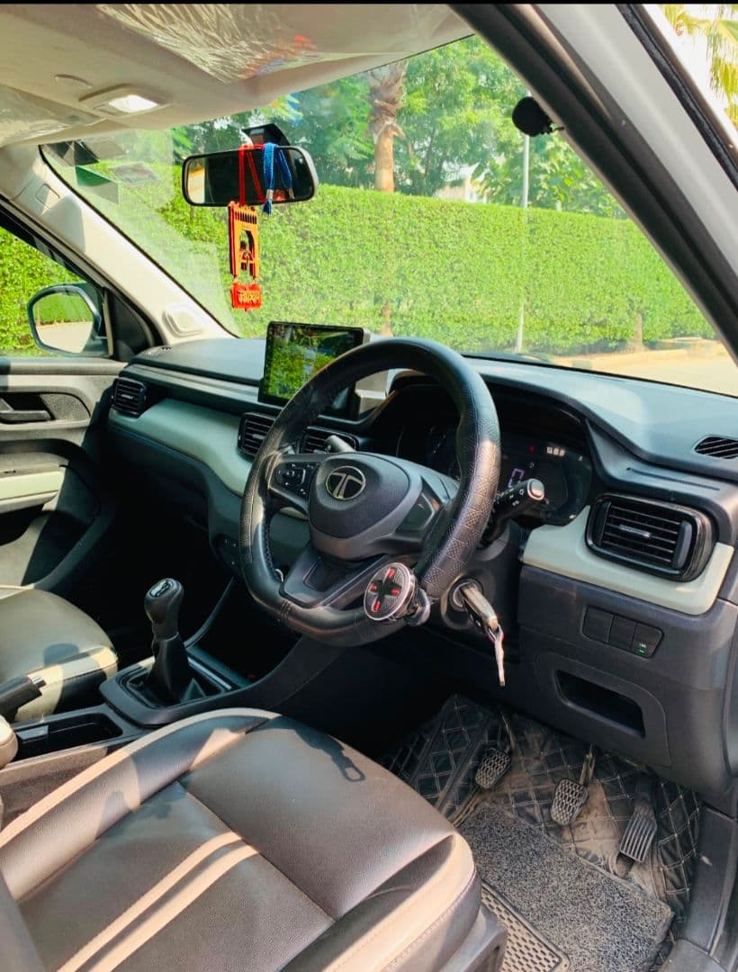 INTERIOR image for PUNCH ADV + 1.2 CNG | Hooter