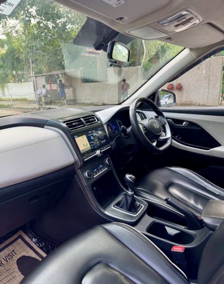 INTERIOR image for Creta | Hooter