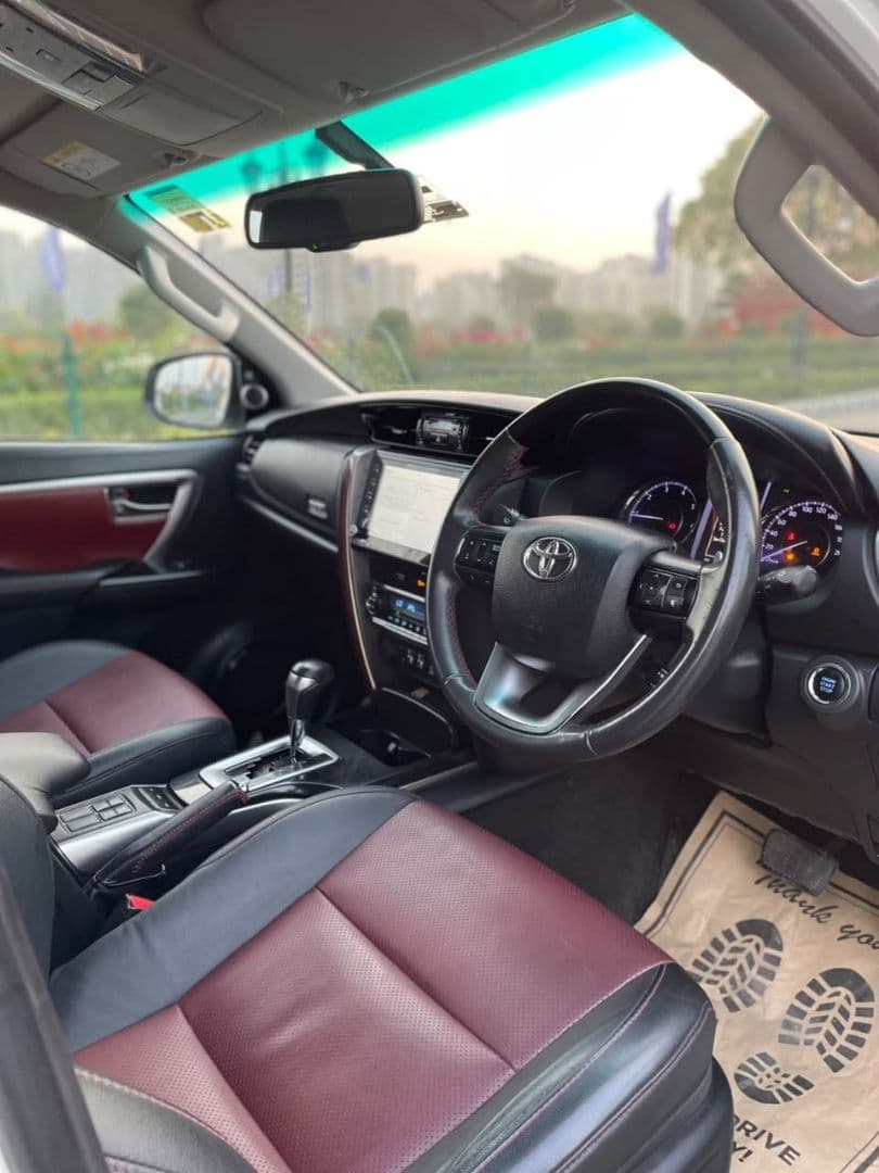 INTERIOR image for Fortuner Legender | Hooter