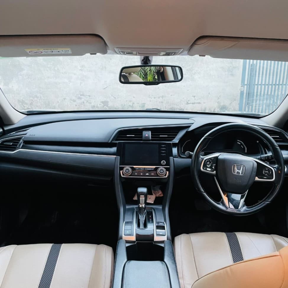 INTERIOR image for CIVIC 1.8 VX CVT (I-VTEC) | Hooter