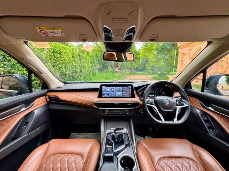 INTERIOR image for Gloster | Hooter