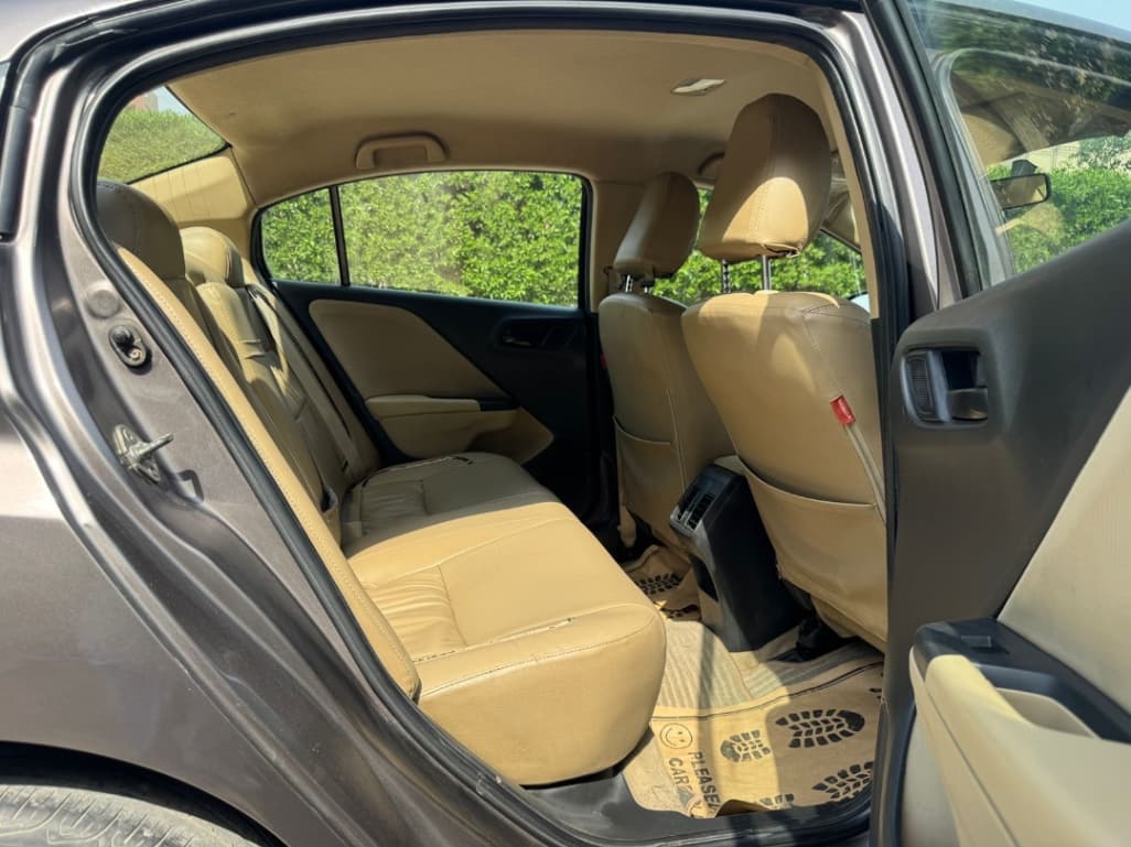 INTERIOR image for CITY 1.5 SV MT (I-VTEC) M | Hooter