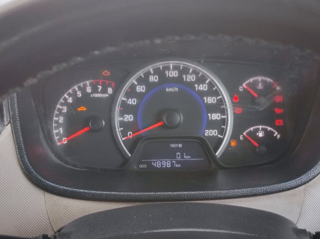 INTERIOR image for GRAND I10 SPORTZ 1.2 | Hooter