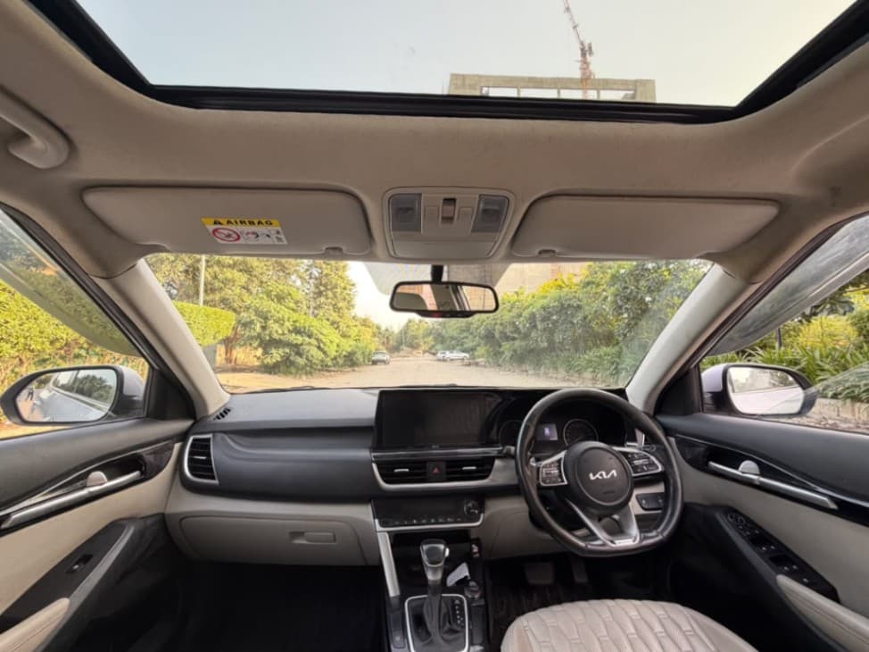 INTERIOR image for SELTOS D1.5 6AT HTX | Hooter