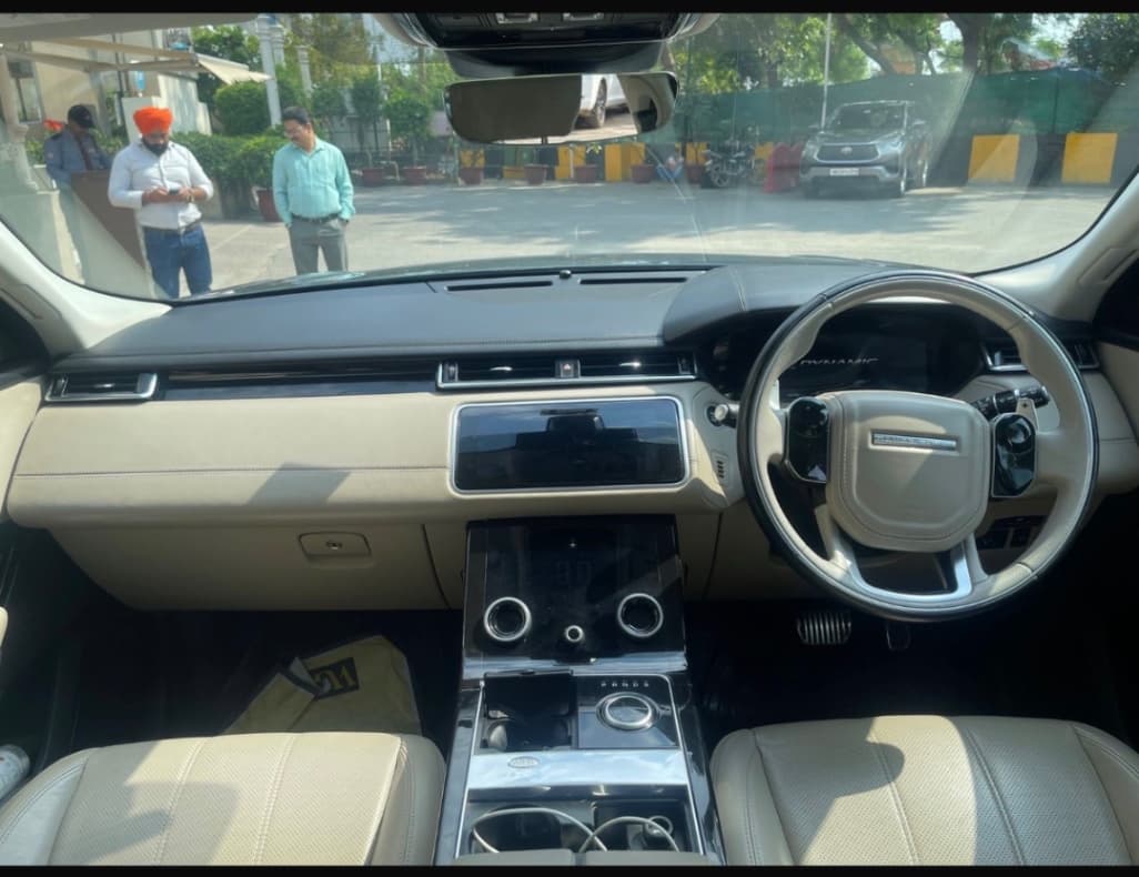 Land Rover undefined