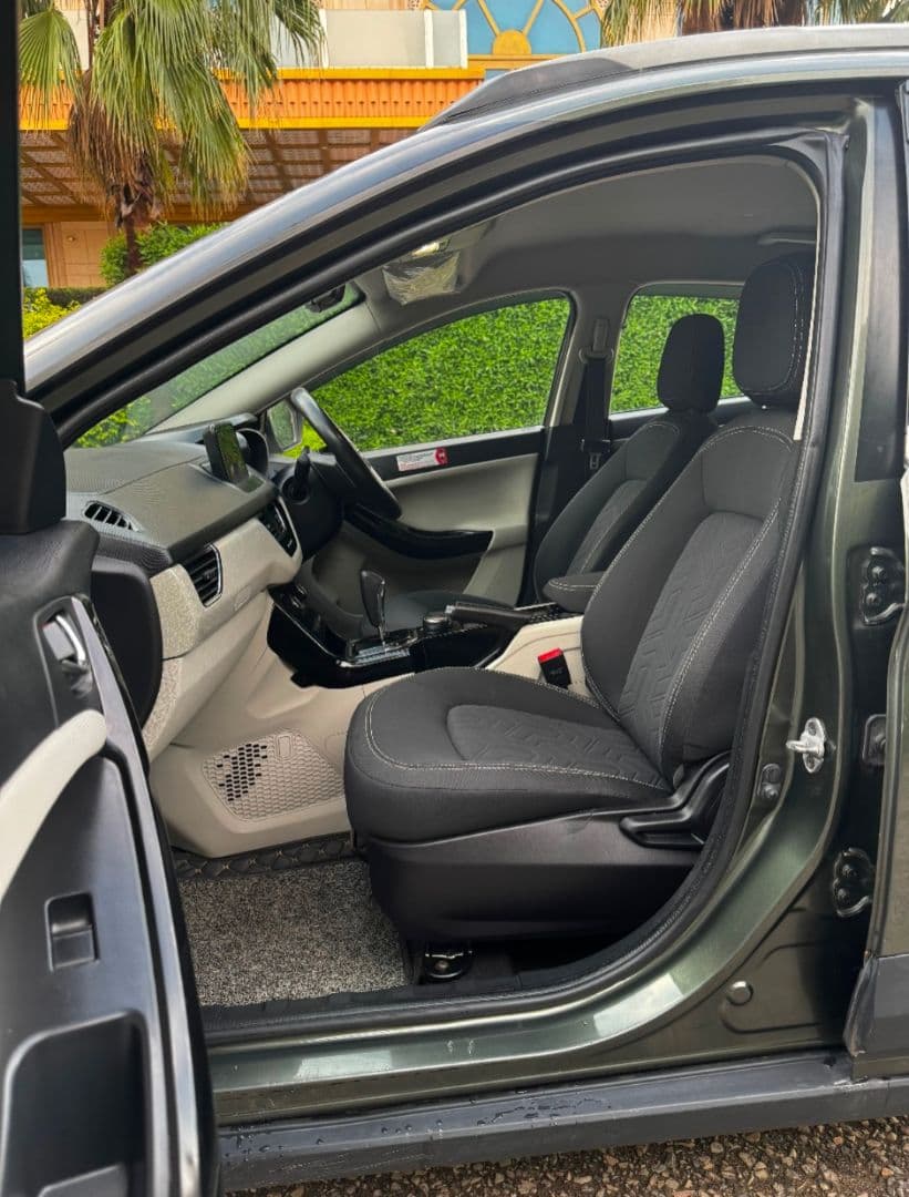 INTERIOR image for TATA NEXON XZA+ 1.2 RTN BS6 | Hooter