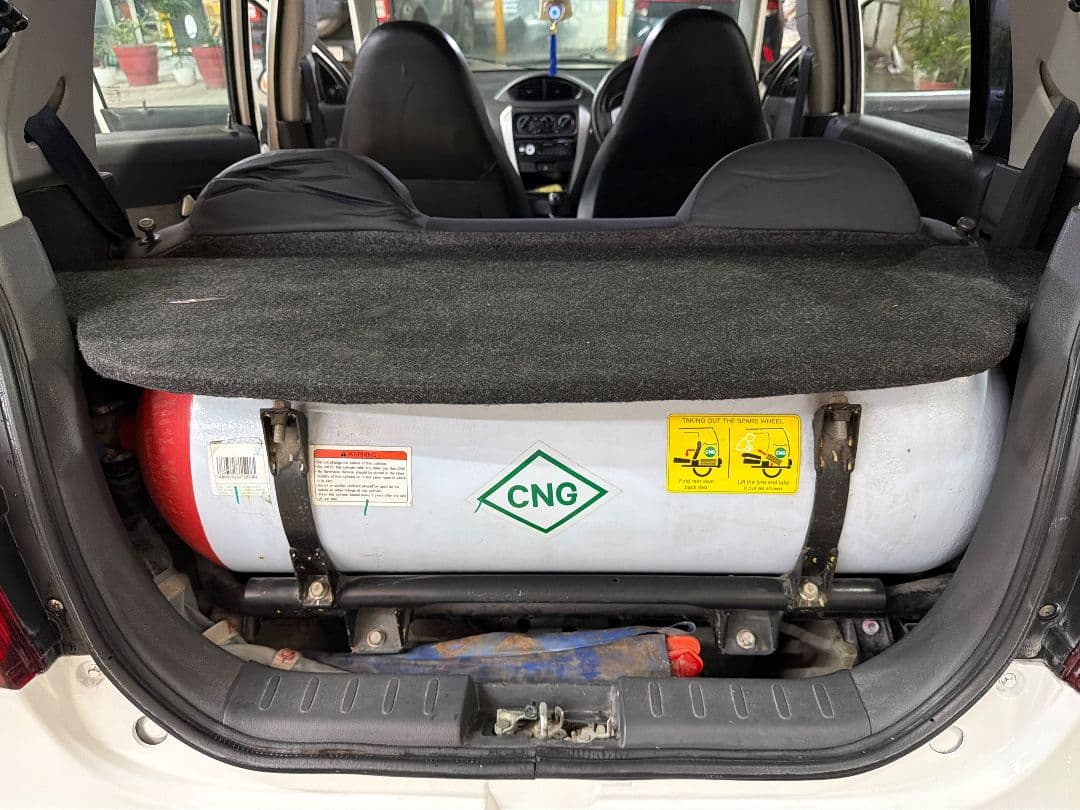 INTERIOR image for MARUTI ALTO 800 GREEN LXI | Hooter