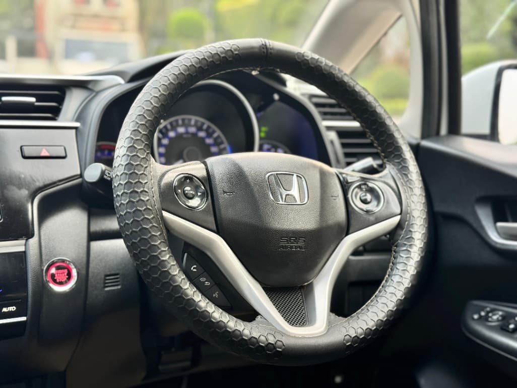 INTERIOR image for WR-V 1.2 VX MT (I-VTEC) | Hooter