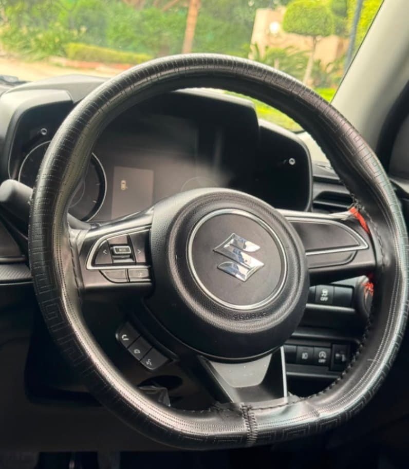 INTERIOR image for SWIFT VXI(O) | Hooter