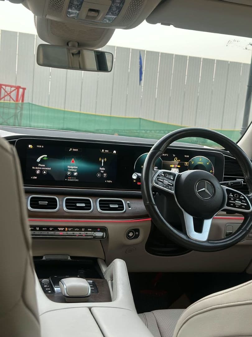 INTERIOR image for GLE | Hooter