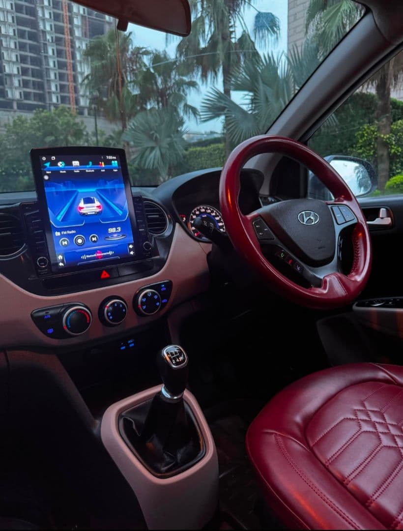 INTERIOR image for GRAND I10 SPORTZ 1.2 | Hooter