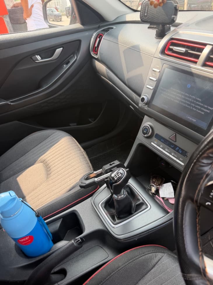 INTERIOR image for Creta [2023-2024] | Hooter