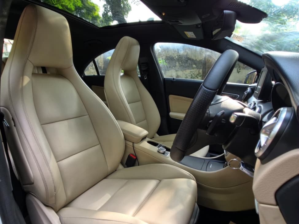 INTERIOR image for CLA | Hooter