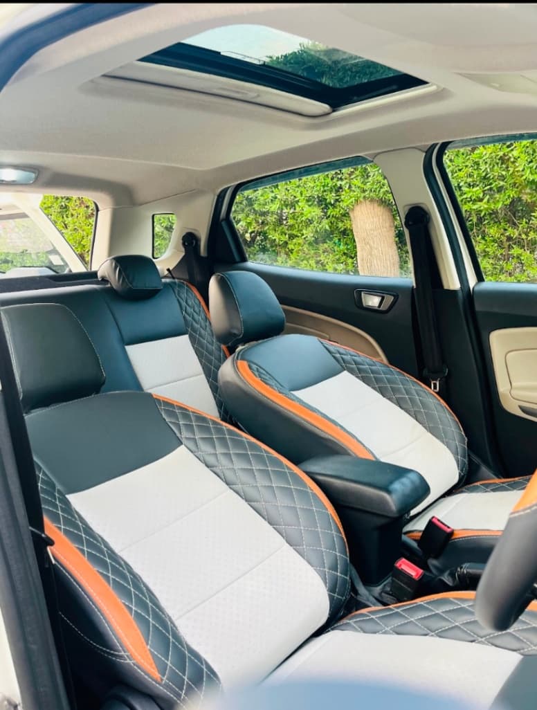INTERIOR image for ECOSPORT 1.5(D) TITANIUM MT | Hooter