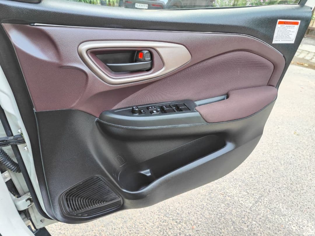 INTERIOR image for FRONX DELTA CNG | Hooter