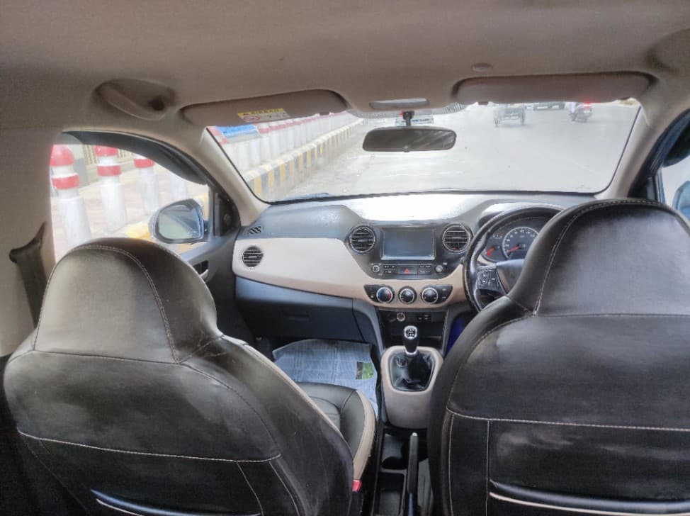 INTERIOR image for GRAND I10 SPORTZ 1.2 | Hooter