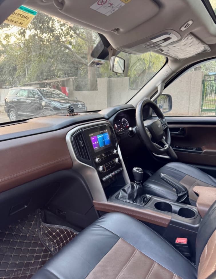 INTERIOR image for Scorpio N | Hooter