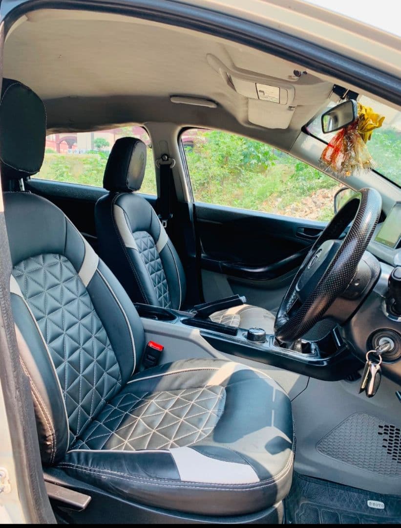 INTERIOR image for TATA NEXON XE 1.5 RTQ BS4 | Hooter