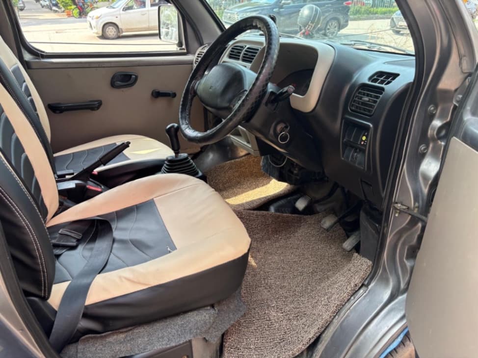 INTERIOR image for EECO GREEN 5 SEATER W/AC | Hooter