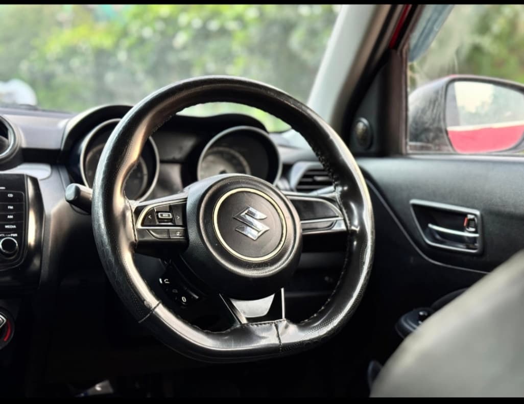 INTERIOR image for MARUTI SWIFT VDI | Hooter