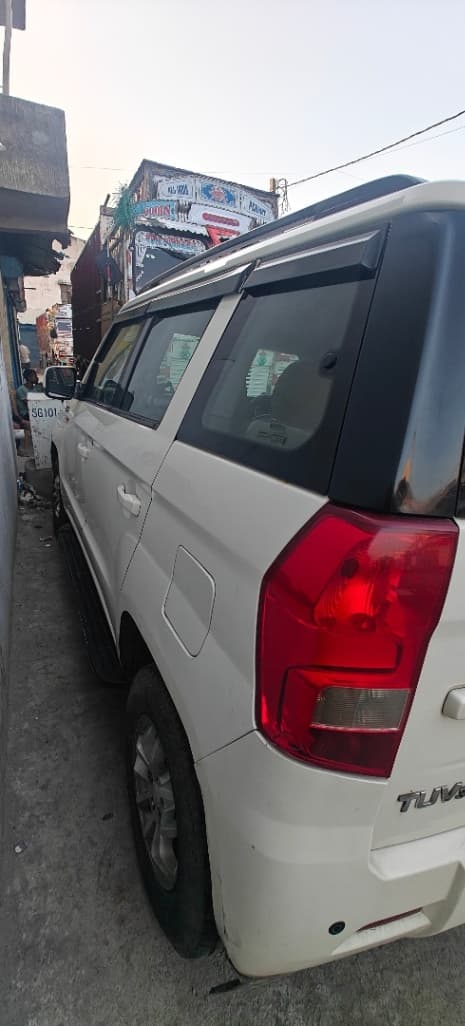 EXTERIOR image for TUV300 [2015-2019] | Hooter