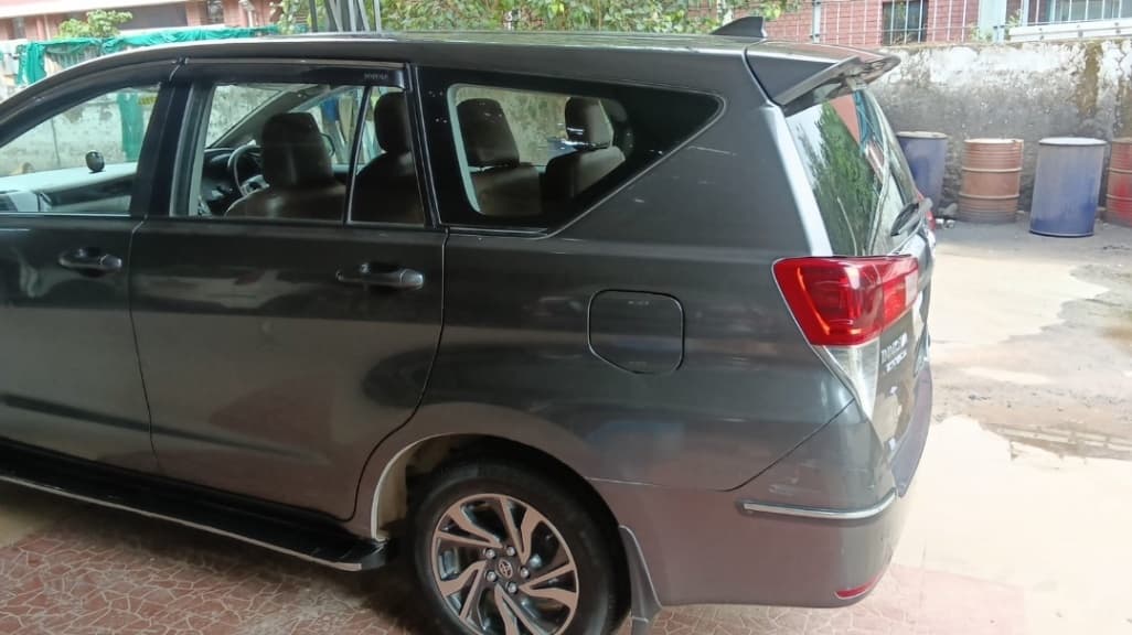 EXTERIOR image for Innova Crysta [2020-2023] | Hooter