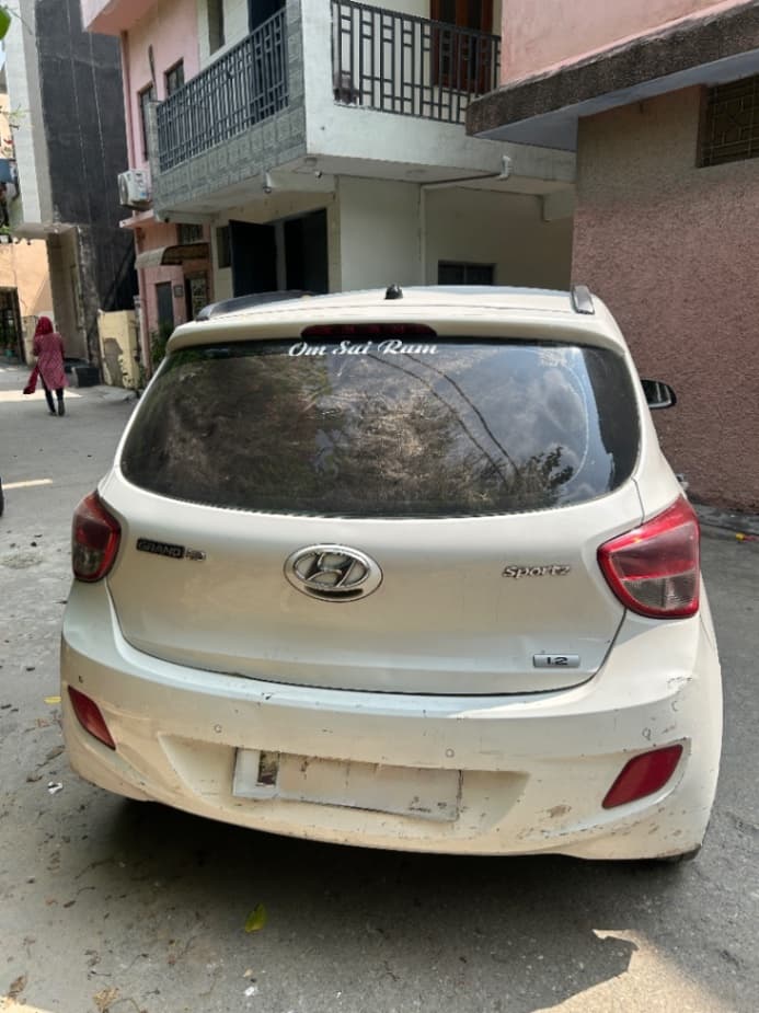 EXTERIOR image for Grand i10 [2013-2017] | Hooter