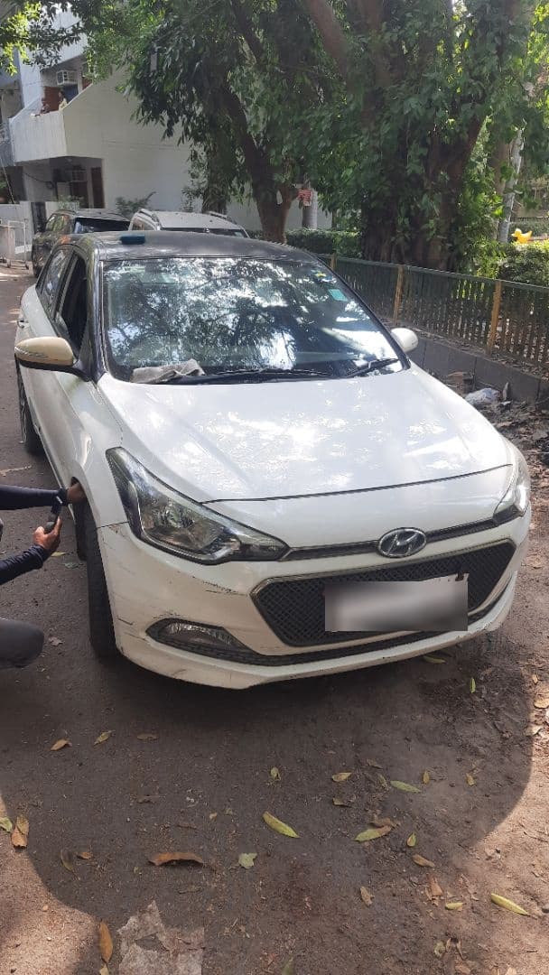 EXTERIOR image for Elite i20 [2014-2015] | Hooter
