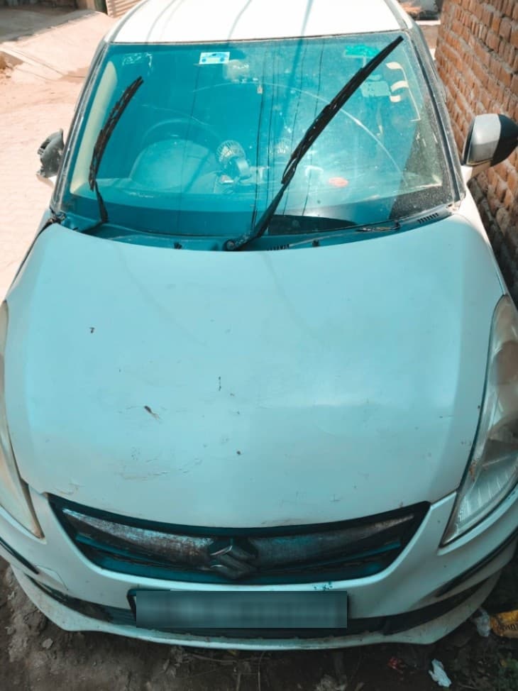 EXTERIOR image for Swift DZire [2011-2015] | Hooter