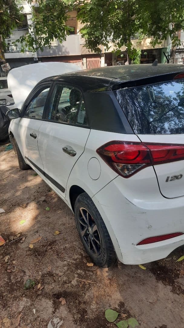 EXTERIOR image for Elite i20 [2014-2015] | Hooter