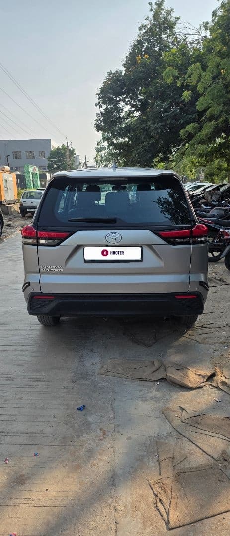 EXTERIOR image for Innova Hycross | Hooter