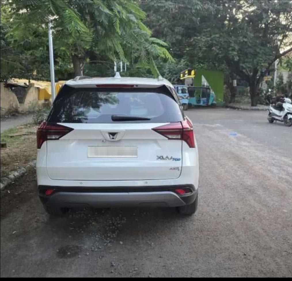 EXTERIOR image for XUV700 | Hooter