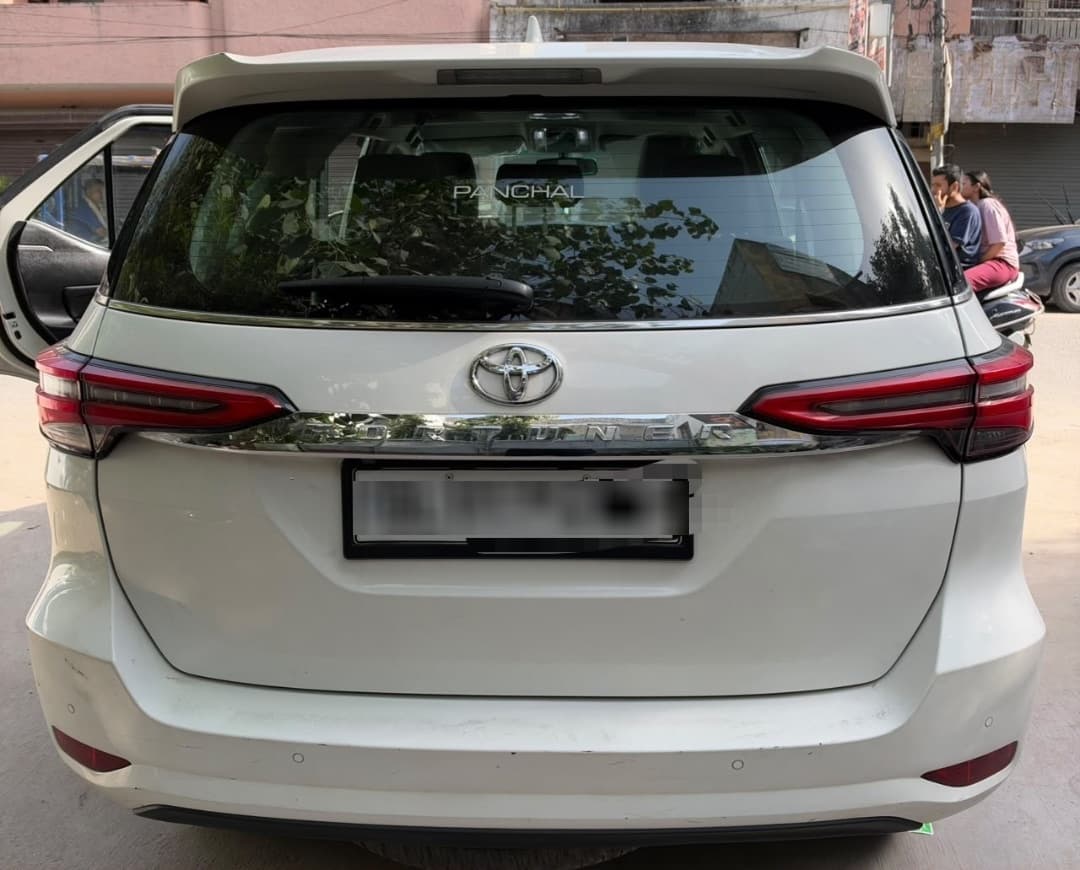 EXTERIOR image for FORTUNER | Hooter