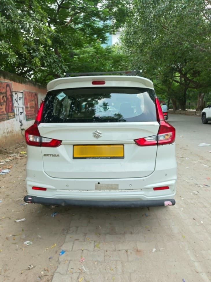 EXTERIOR image for ERTIGA | Hooter