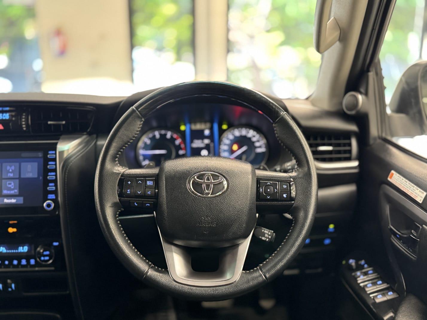 Toyota Fortuner Legender 4x2