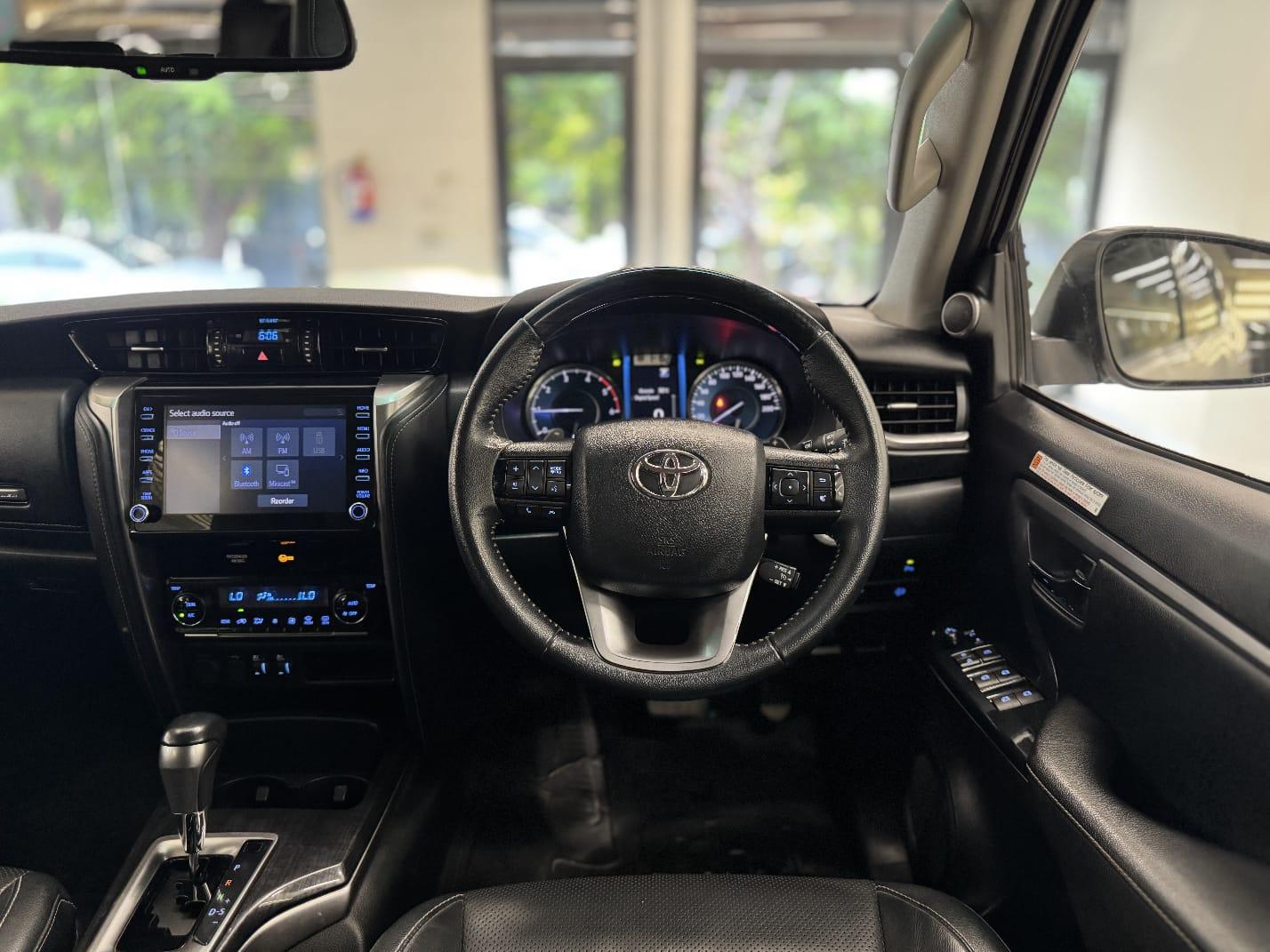 Toyota Fortuner Legender 4x2