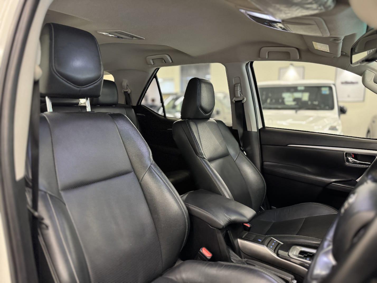 Toyota Fortuner Legender 4x2