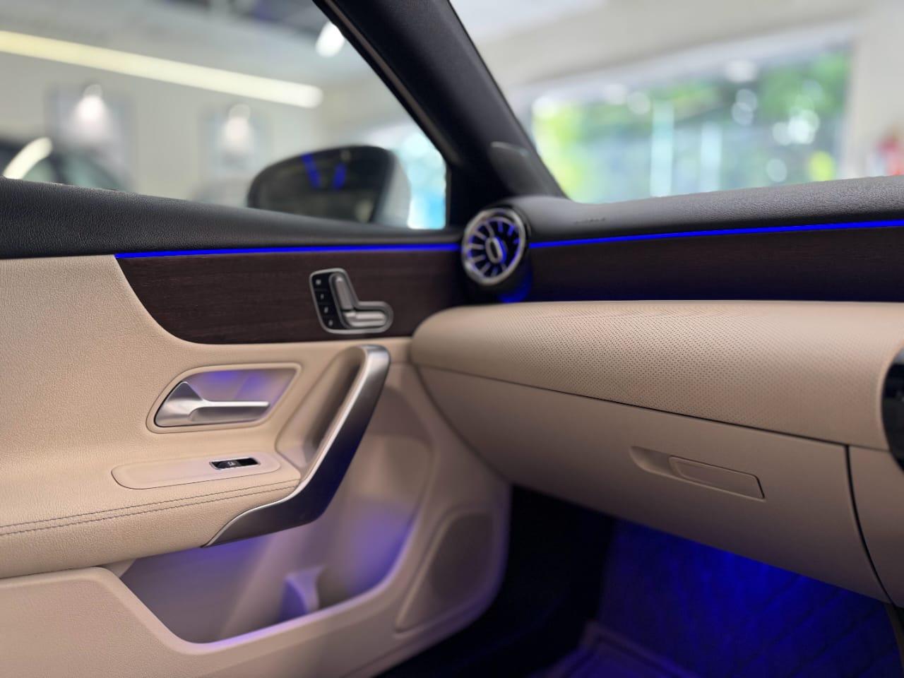 Mercedes benz A class Limousine 200