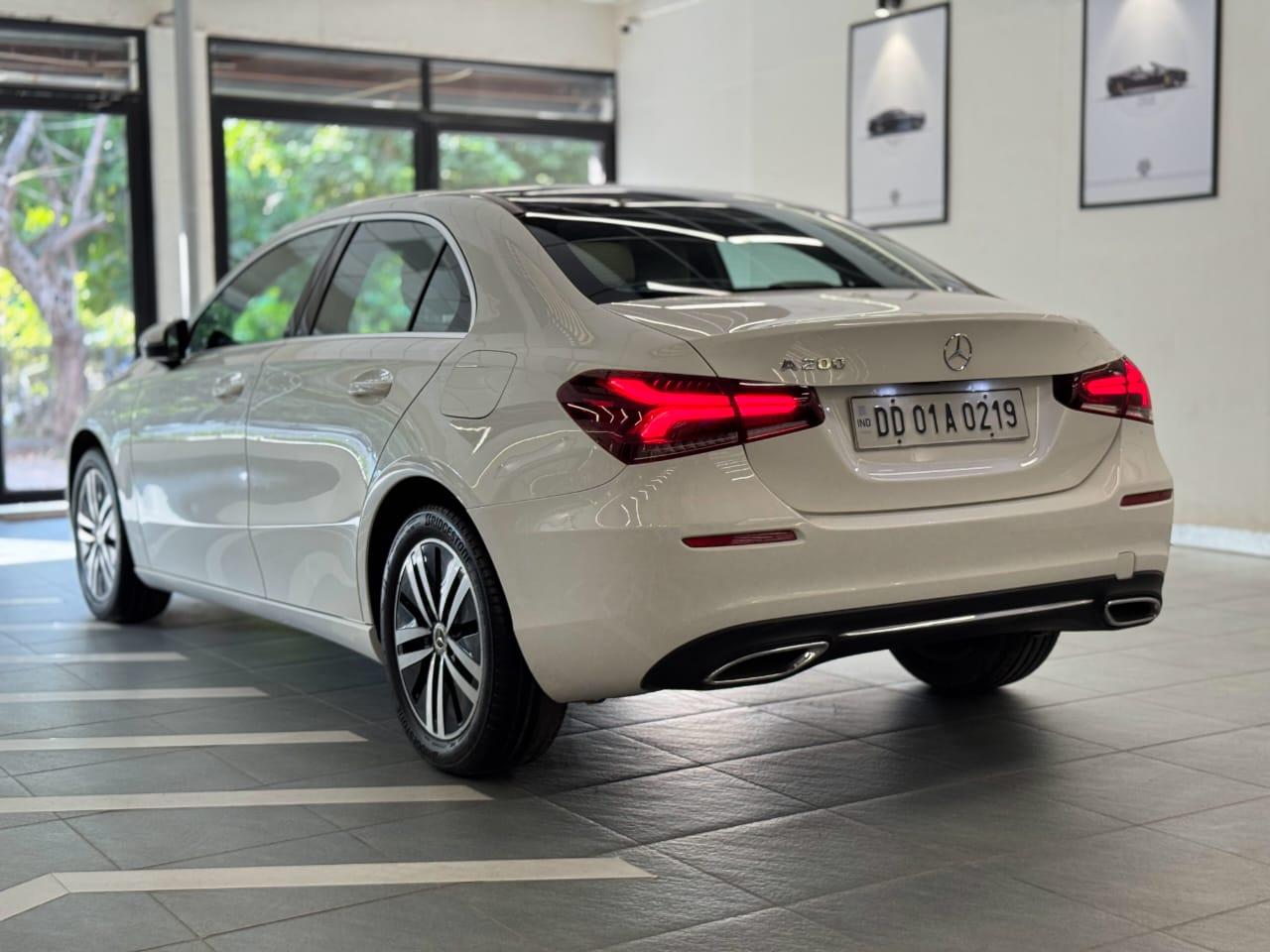 Mercedes benz A class Limousine 200