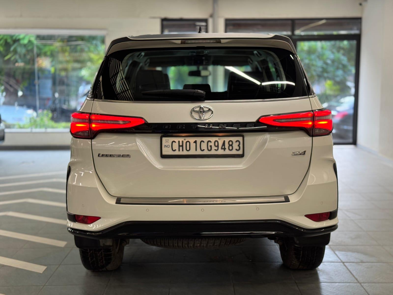 Toyota Fortuner Legender 4x4