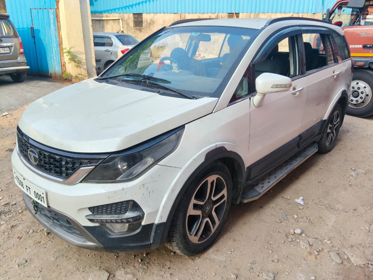 Tata Hexa