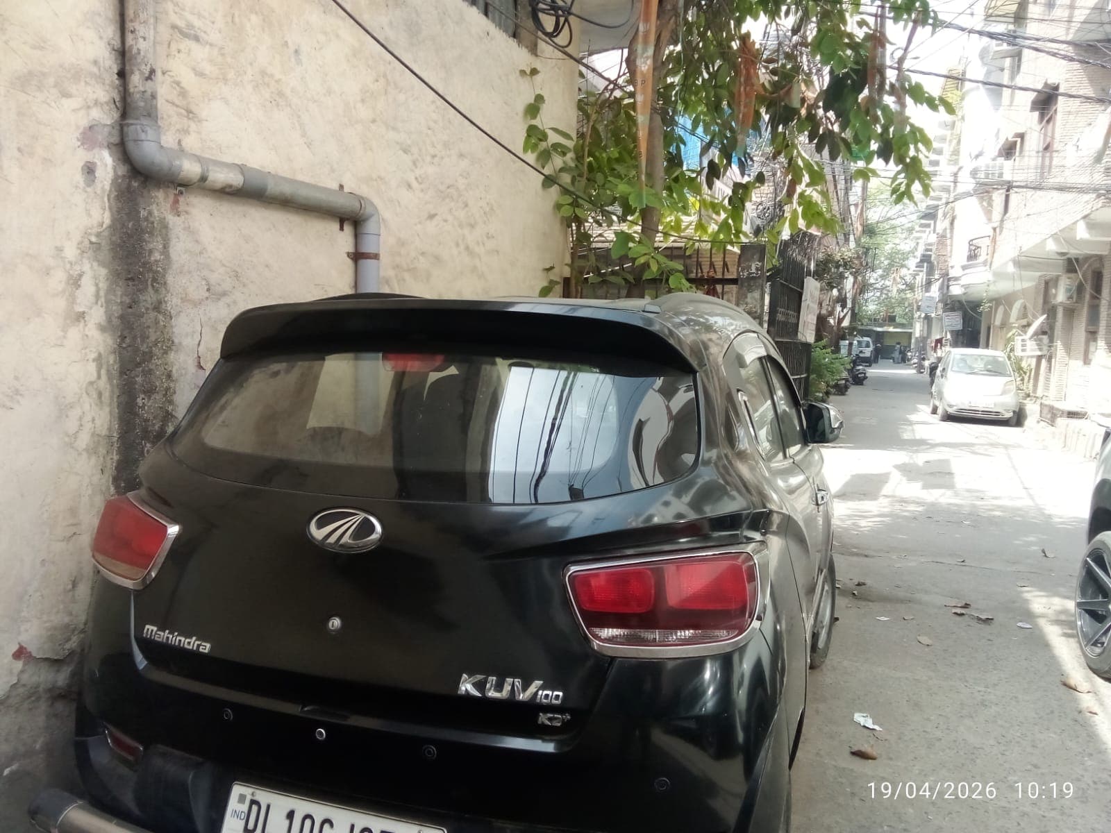 Mahindra MAHINDRA KUV100 K2+ MFALCONG80 2017 exterior | Hooter