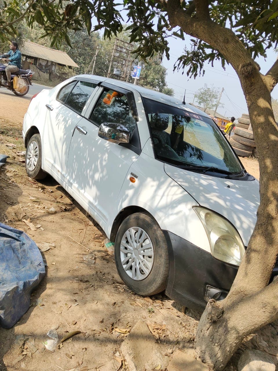 Maruti Suzuki SWIFT DZIRE TOUR DSL 2016 exterior | Hooter