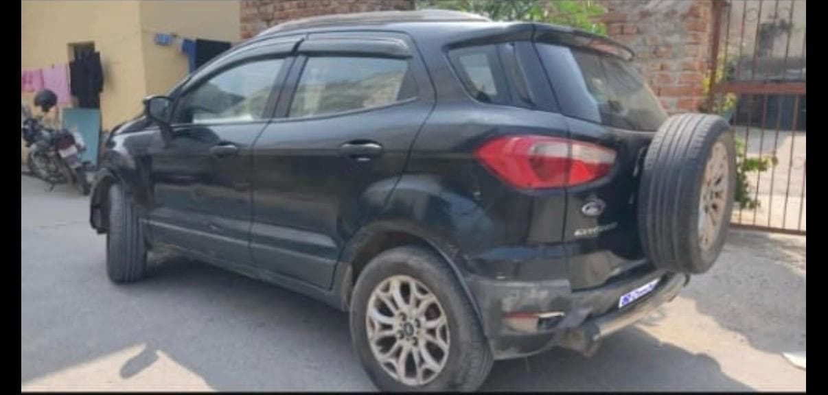 Ford Ecosport 1.5 Diesel Ambient 2017 exterior | Hooter