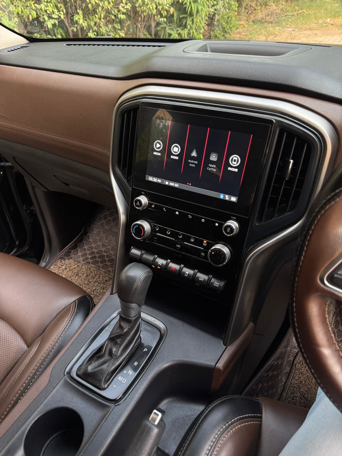 2024 MAHINDRA & MAHINDRA LIMITED SCORPIO-N D AT 2WD Z4 7S image | Hooter