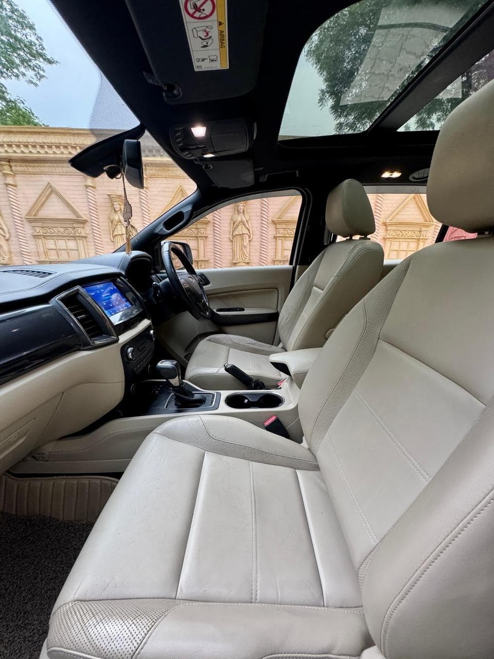 2019 FORD INDIA PVT LTD ENDEAVOUR 3.2 TITANIUM+ 4X4 AT image | Hooter