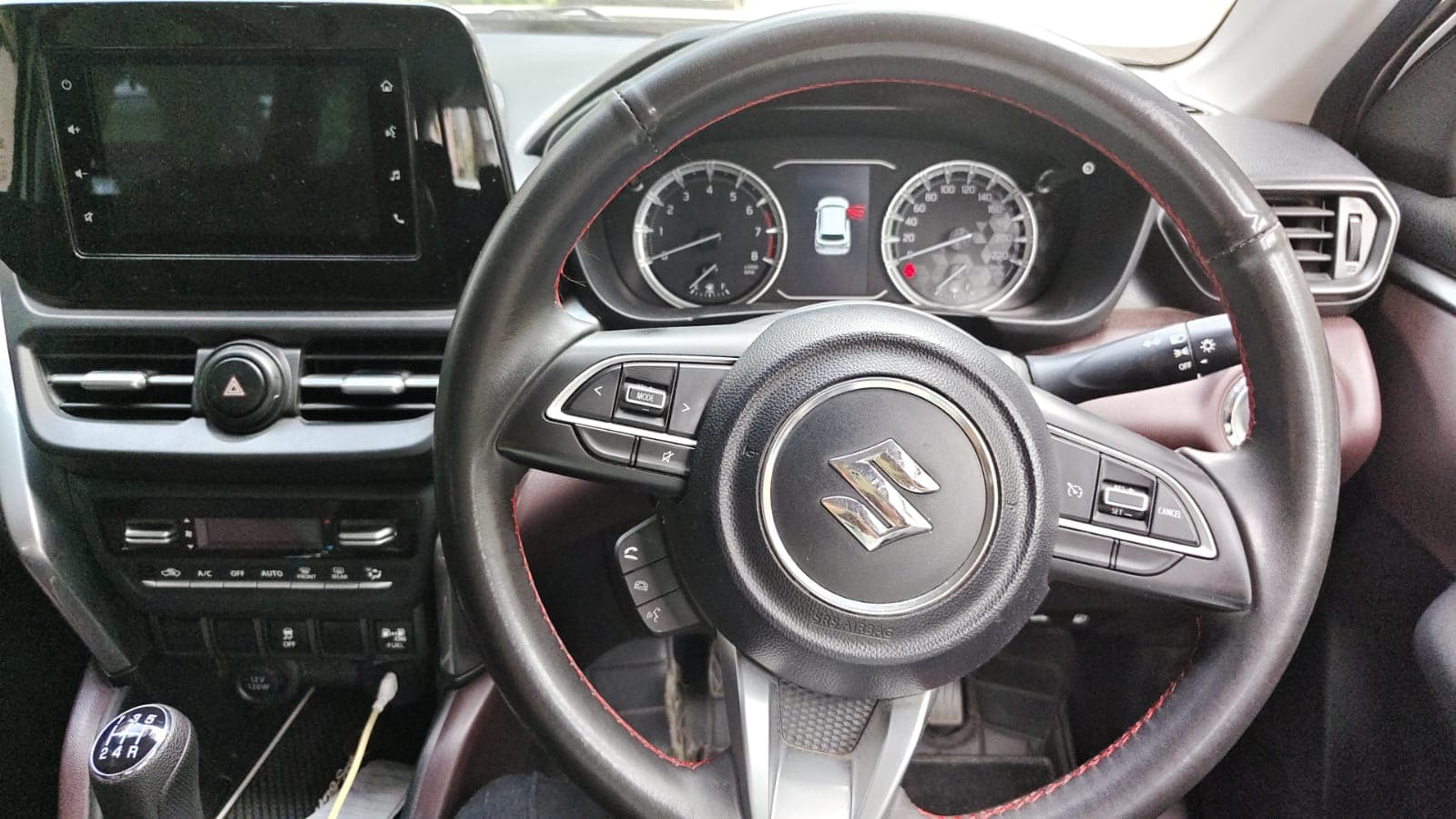 Used car photo 5 | Hooter