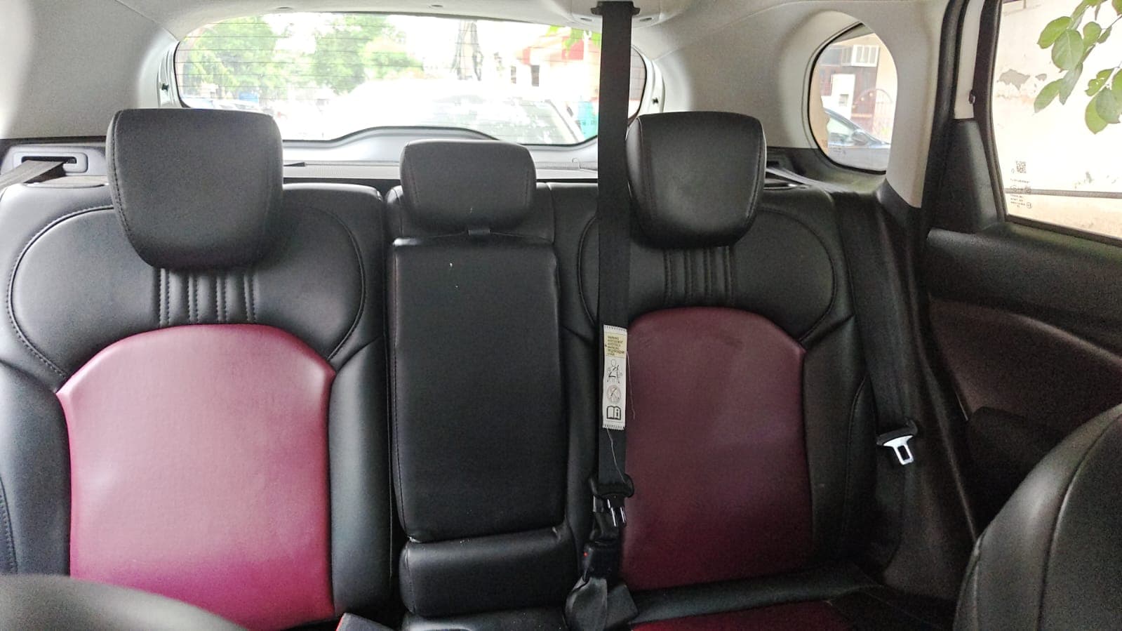 Used car photo 3 | Hooter