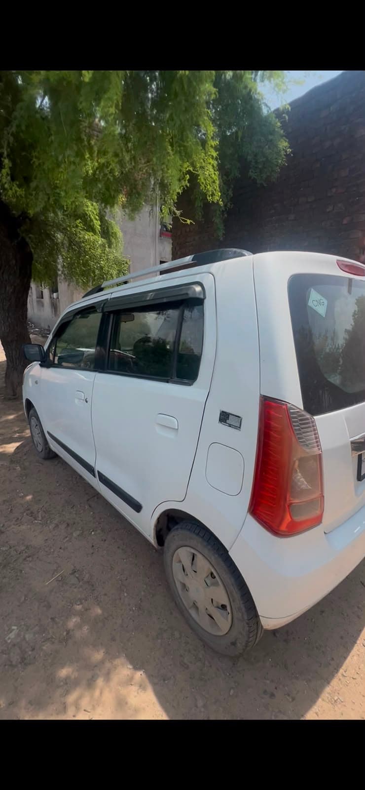 Maruti Suzuki Wagon R [2014-2019] LXI CNG 2015 exterior | Hooter