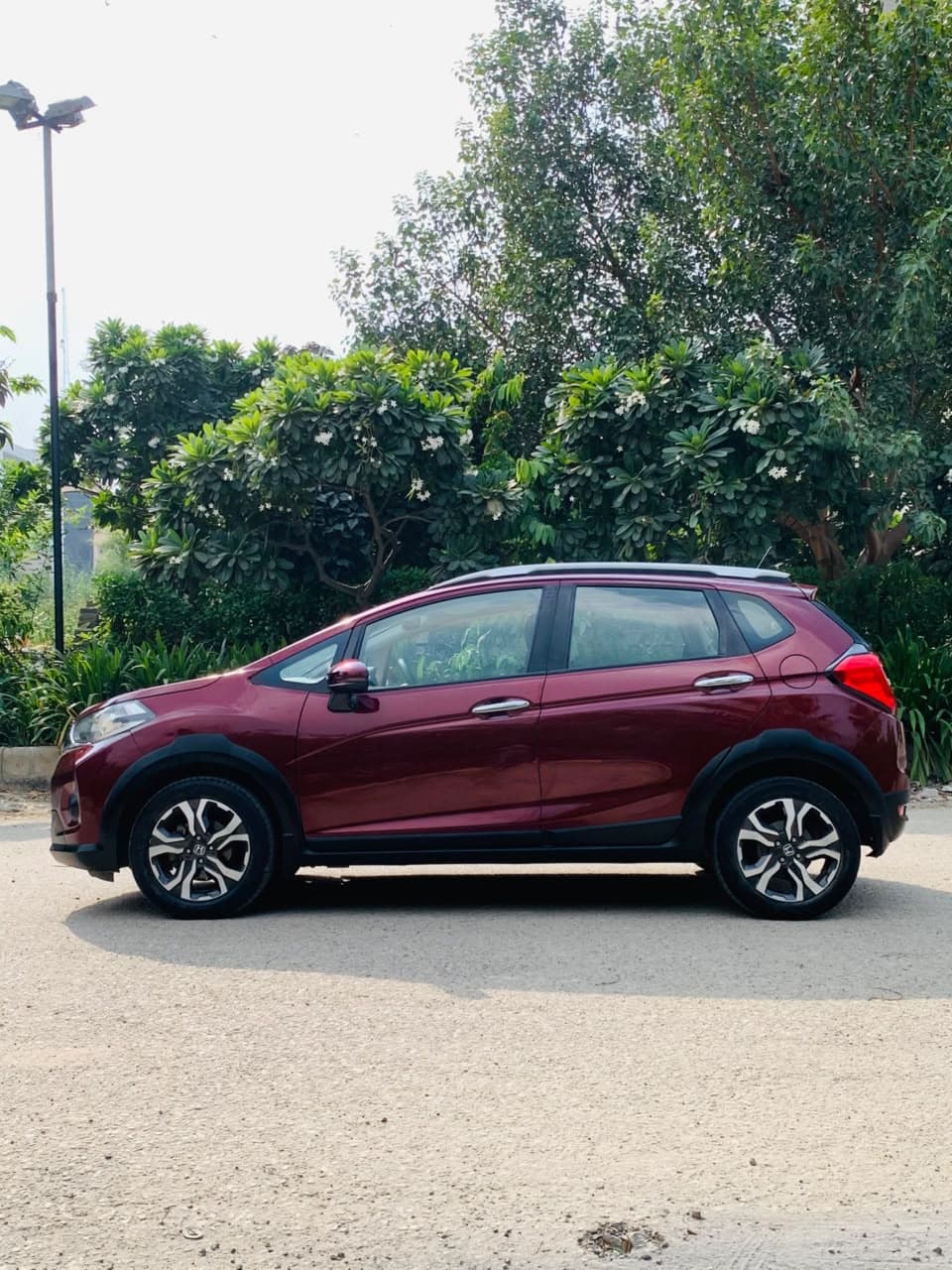 2018 HONDA CARS INDIA LTD WR-V 1.2 VX MT (I-VTEC) exterior photo | Hooter